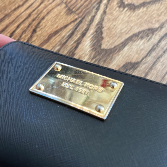 Michael Kors Wristlet - Picture 3 of 10